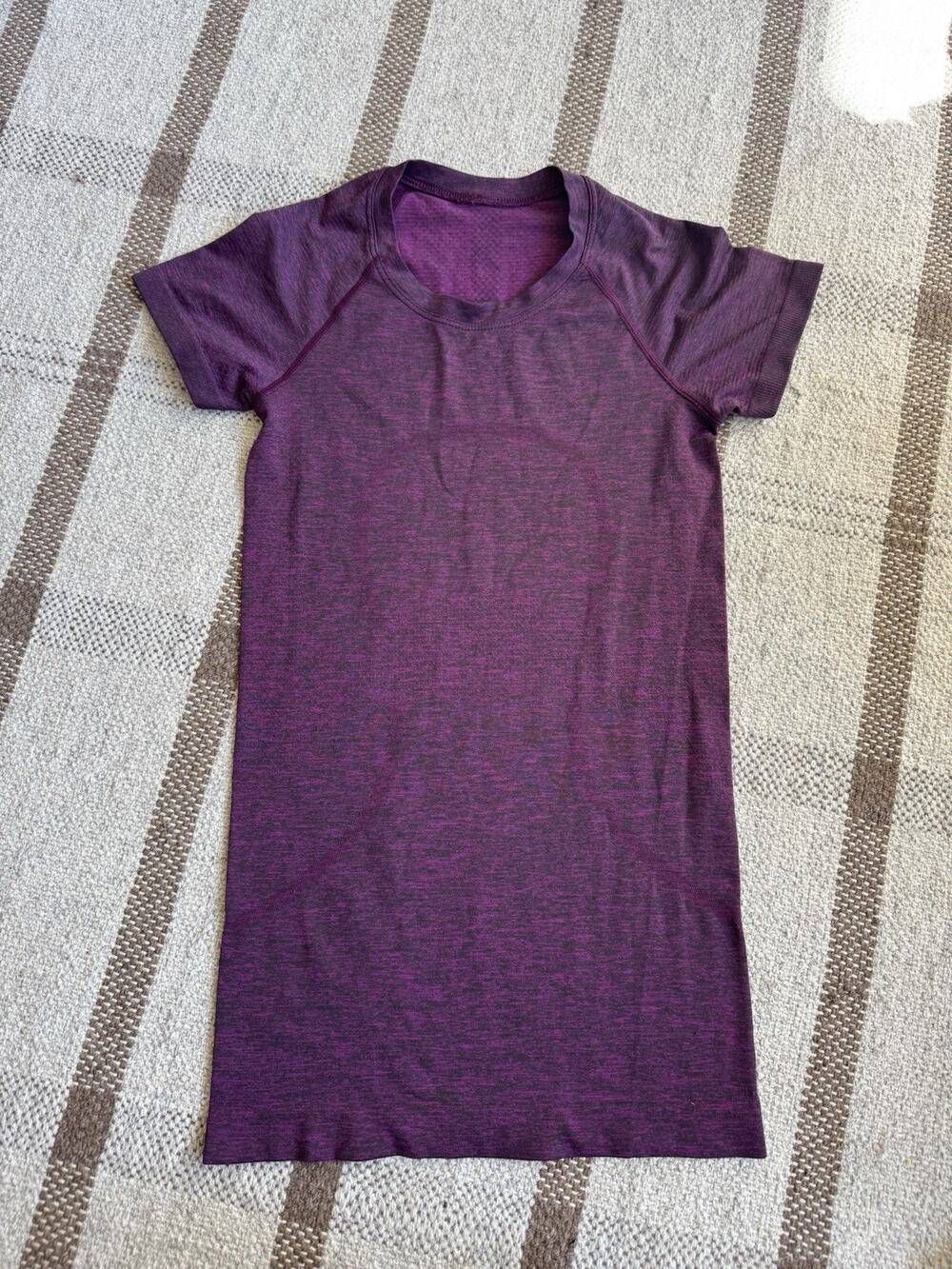 Lululemon Swiftly Tech Short Sleeve Shirt Longer Women’s 2 Purple